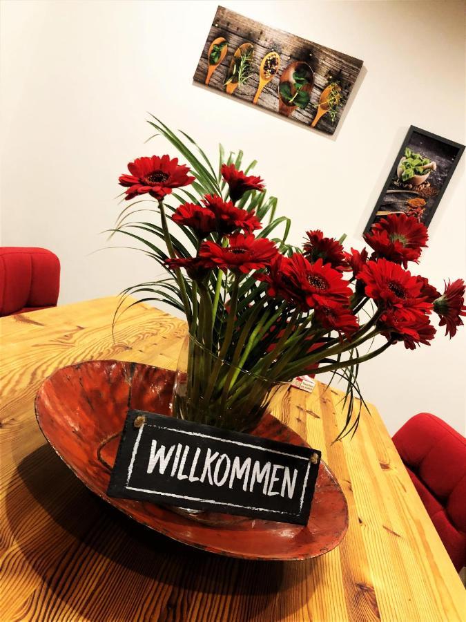 Ferienwohnung Auszeit バート・クロイツナハ エクステリア 写真