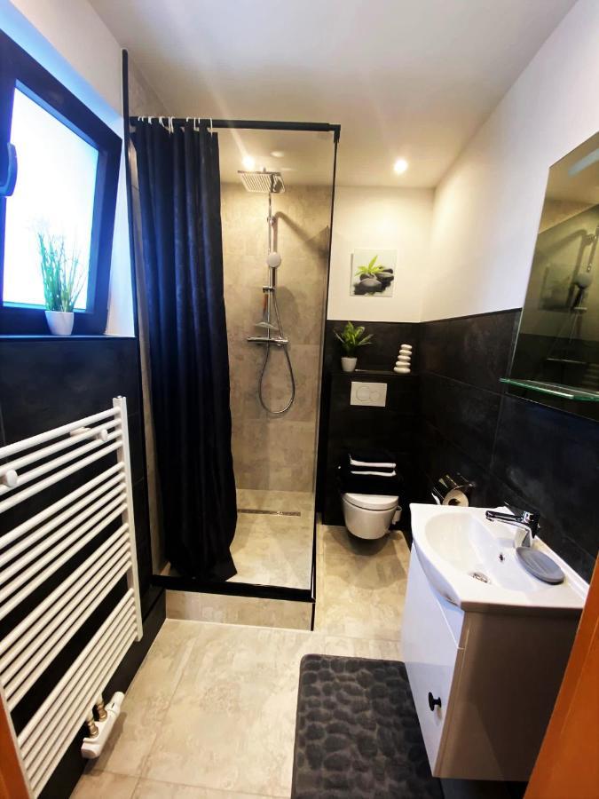 Ferienwohnung Auszeit バート・クロイツナハ エクステリア 写真