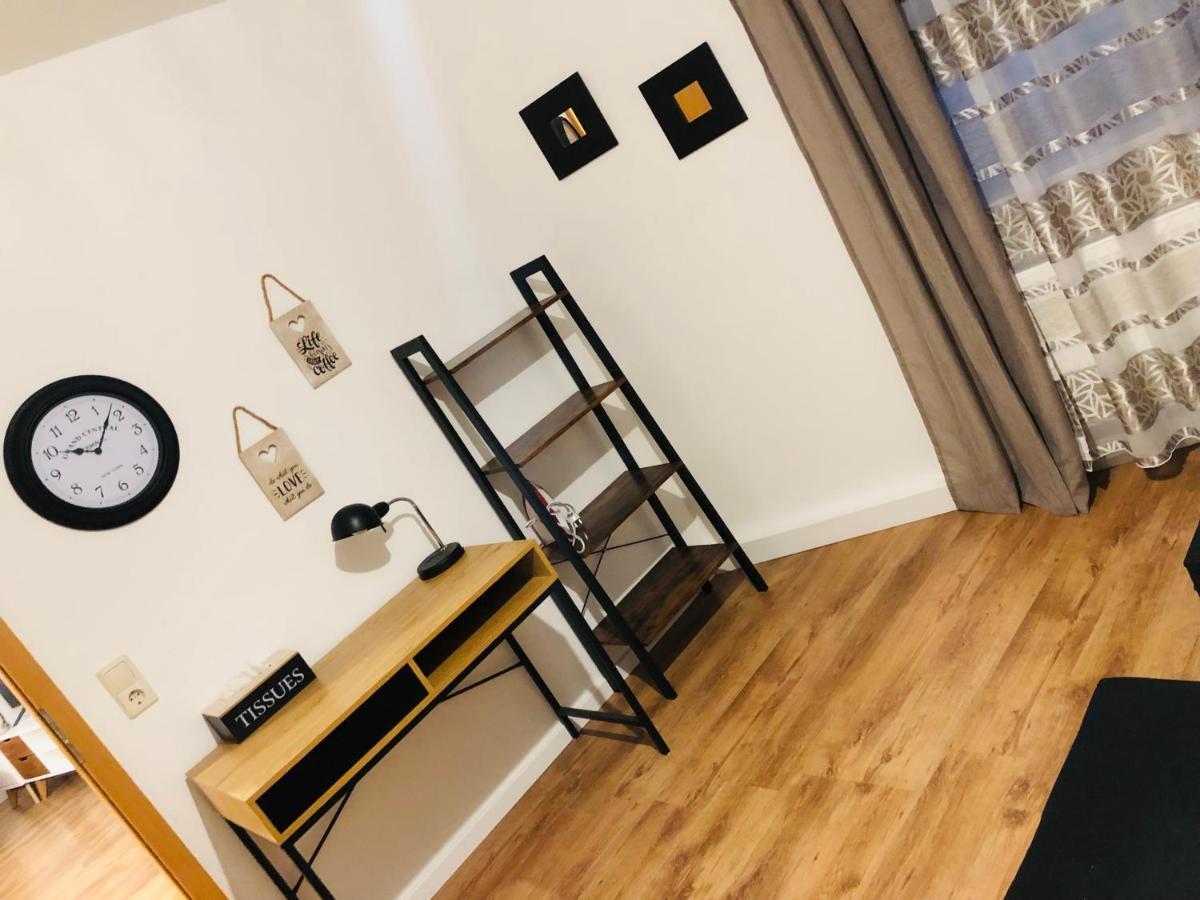 Ferienwohnung Auszeit バート・クロイツナハ エクステリア 写真